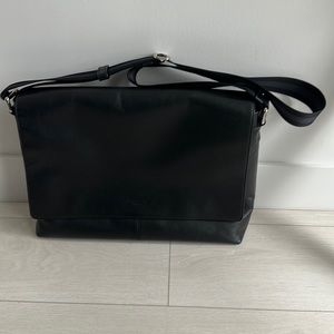Black Leather Coach Messenger Bag - Great Condition